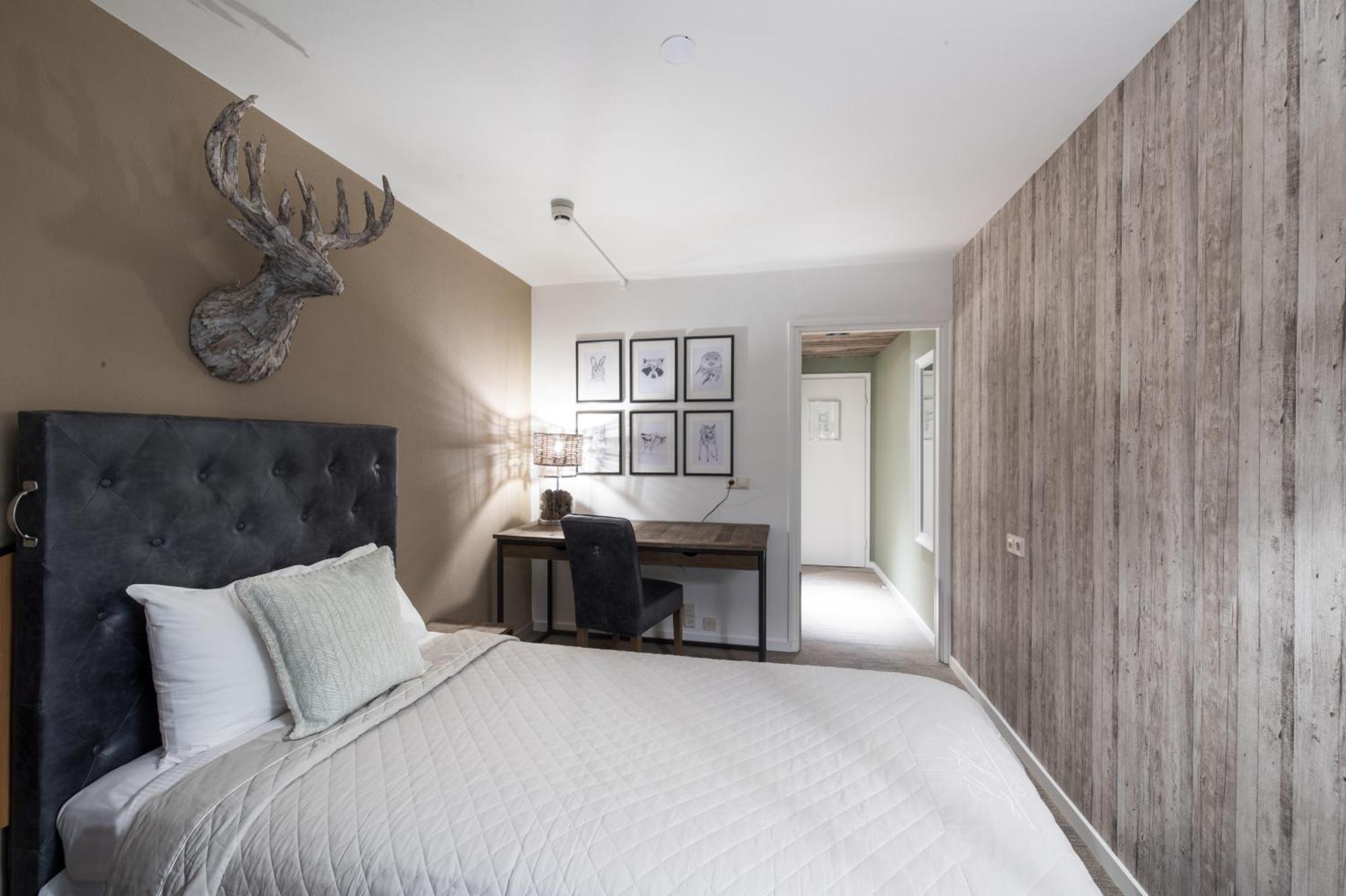 Single Room,1216688041:JPEG